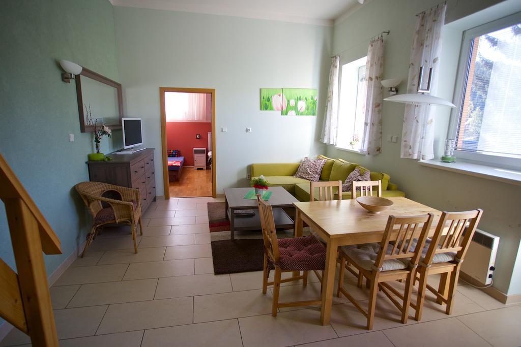 Ski Apartmany Spiezovec Donovaly Rom bilde